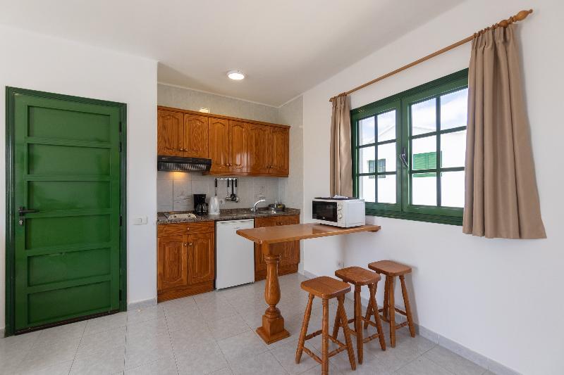 อปาร์ตาเมนโตส อโล Apartment ปูแอร์โตเดลคาร์เมน ภายนอก รูปภาพ